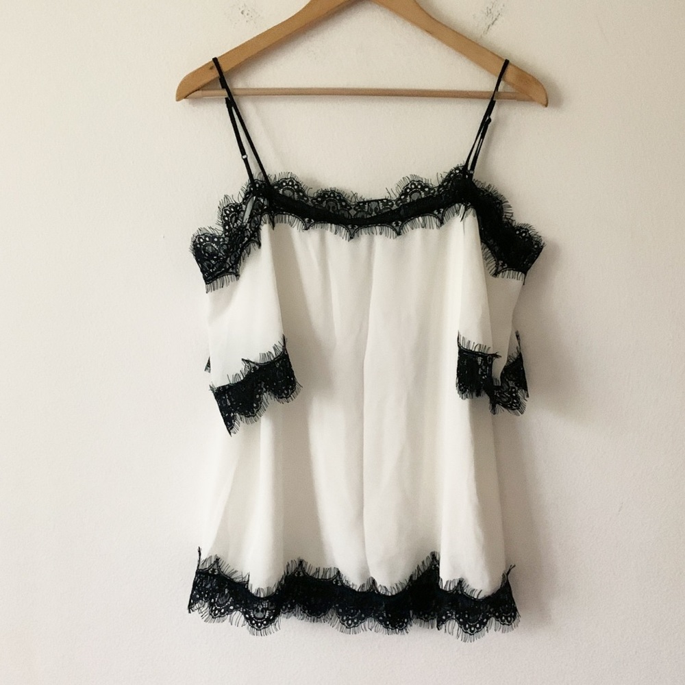 NWT Delfi Cold Shoulder Lace Trim Lucy Blouse
